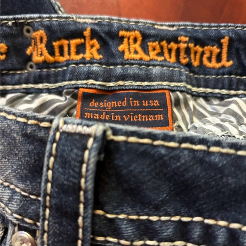 Rock Revival jeans. Size 28. Blue bling pockets - Picture 9 of 9